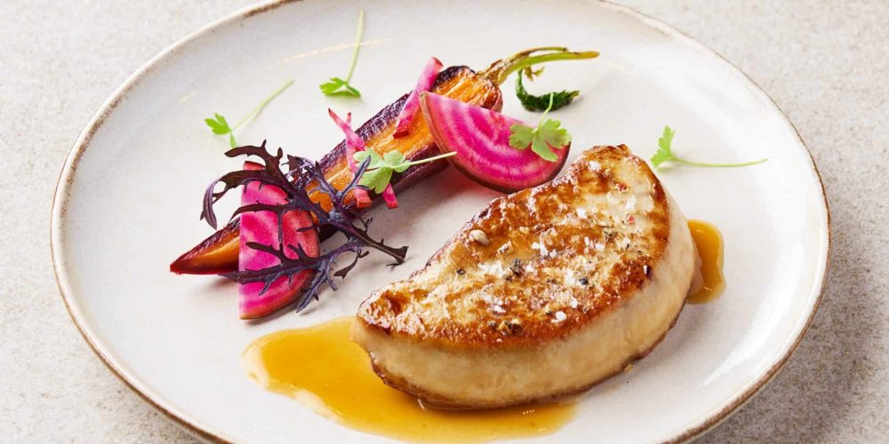 Les escalopes de foie gras Rougié : le geste du chef, la maîtrise de la Maison depuis 150 ans