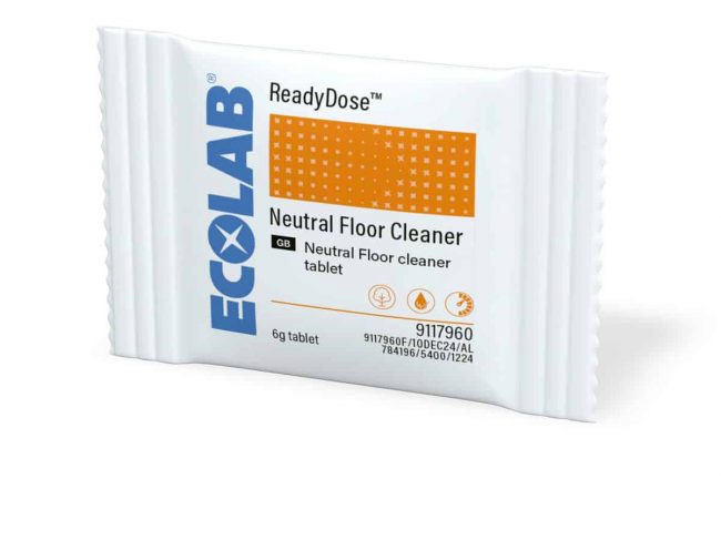 ReadyDose par Ecolab : l’innovation qui révolutionne le nettoyage dans vos établissements
