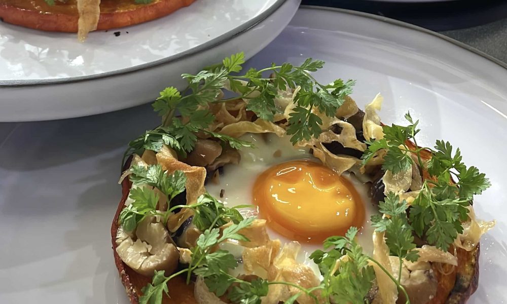Oeuf au four d’automne et couronne de potimarron