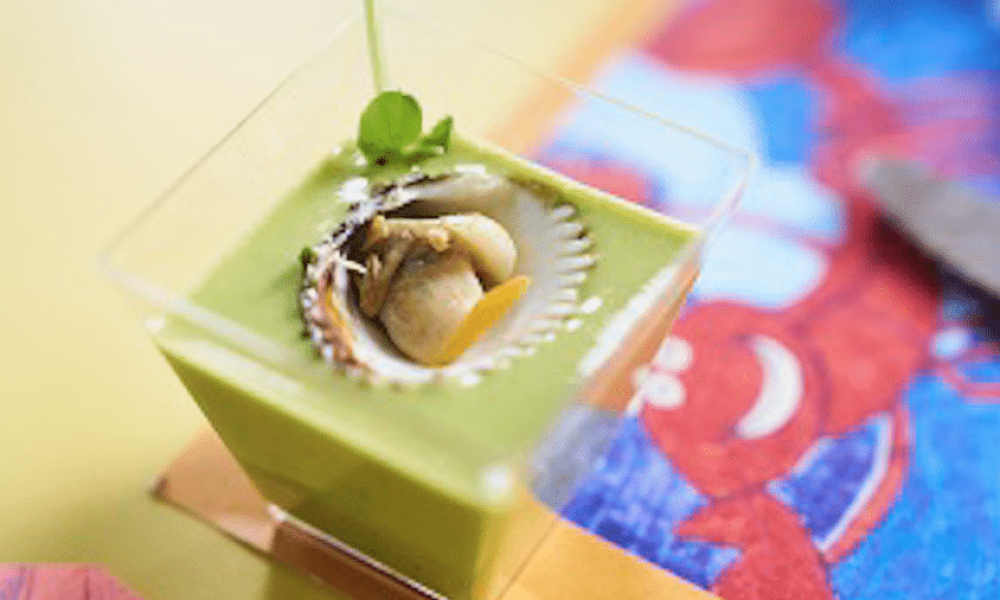 Crème de petits pois et coques