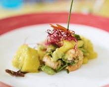 Salade de crevettes, mangue et avocat aux parfums d’Asie