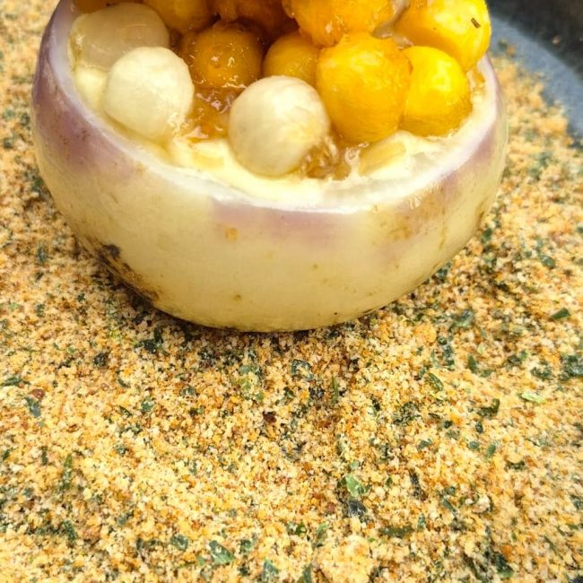 Le navet tout juste sorti de terre