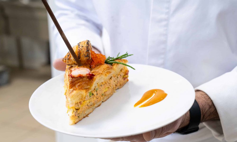 Croissant Lobster façon club sandwich : le twist gastronomique du sandwich