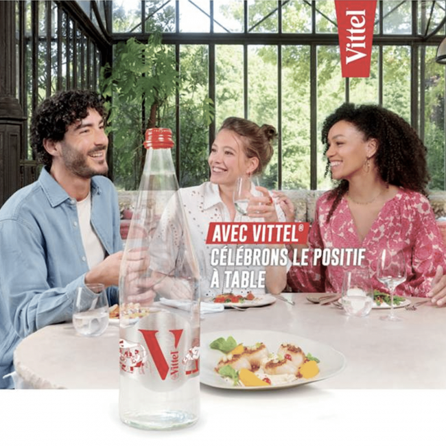 Avec Vittel®, célébrons le positif à table : Découvrez nos nouvelles étiquettes Horeca