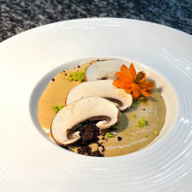 L’œuf bio parfait à 64°C aux champignons sauvages